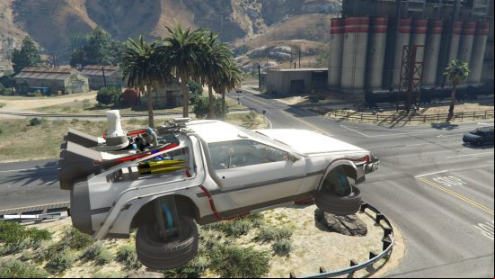 Best GTA 5 mods - the DeLorean is hovering in the sky in Los Santos.
