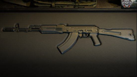 The best assault rifles in Modern Warfare 2: a Kastov 762 assault rifle sits in a cushioned gun case