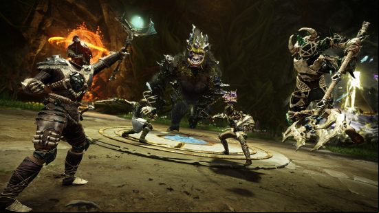 New World Rise of the Angry Earth - four players face off against a large ape-like creature.