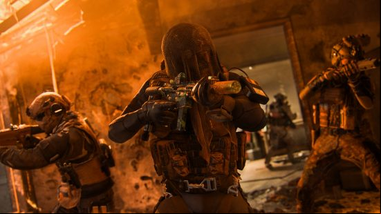MW3 prestige: three solders in camo gear stalked the rooms of a ruined house.