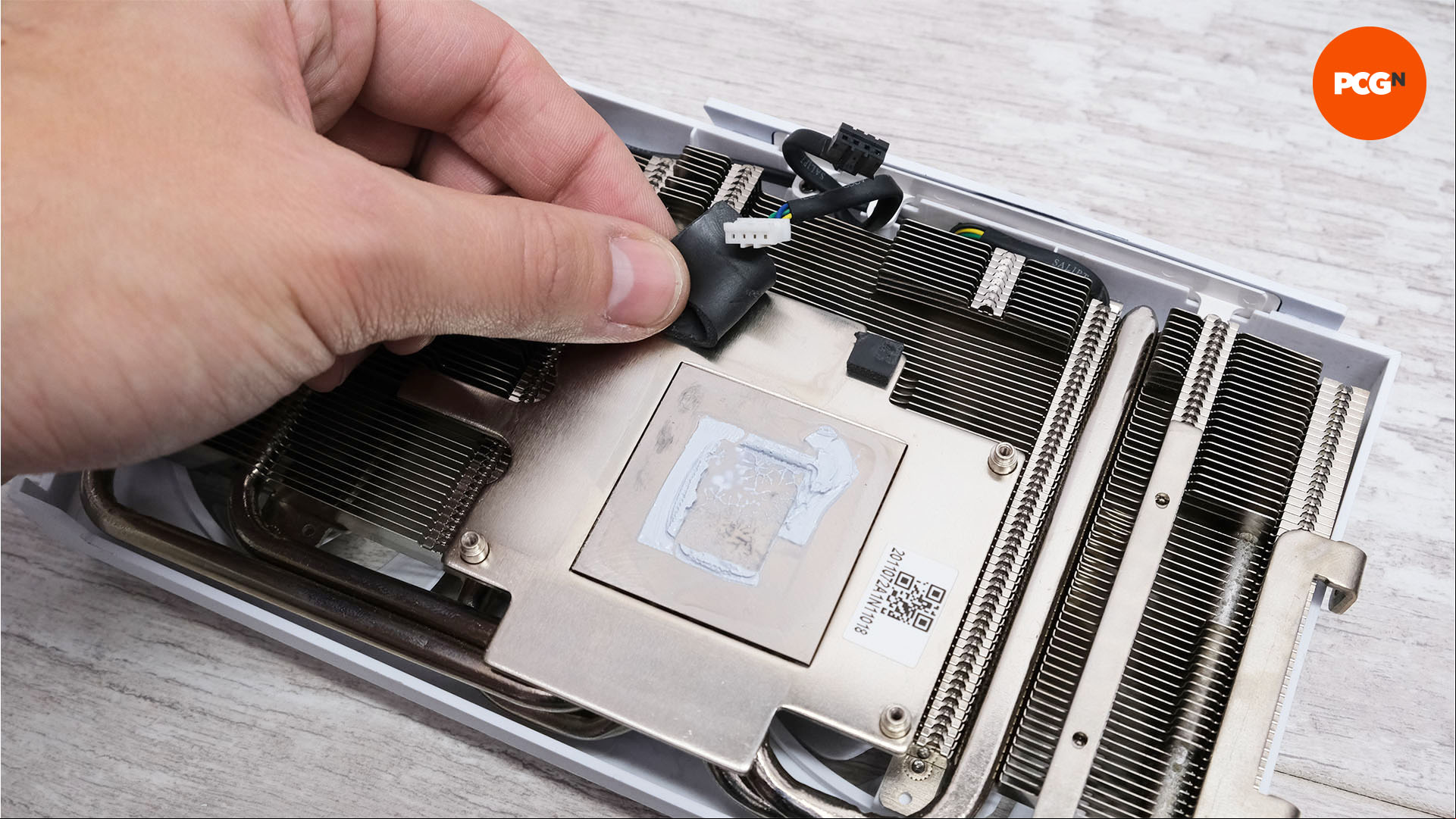 How to lower GPU temp: Remove other thermal pads