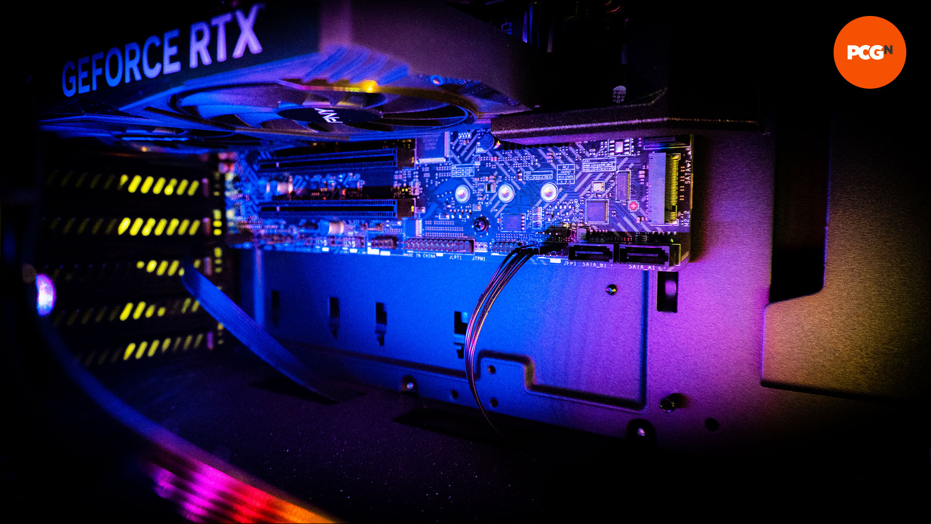 MainGear MG-1 Silver review: PCIe slots and M.2 connector on motherboard