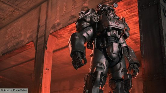 Fallout best builds: a huge suit of mechanical armor.