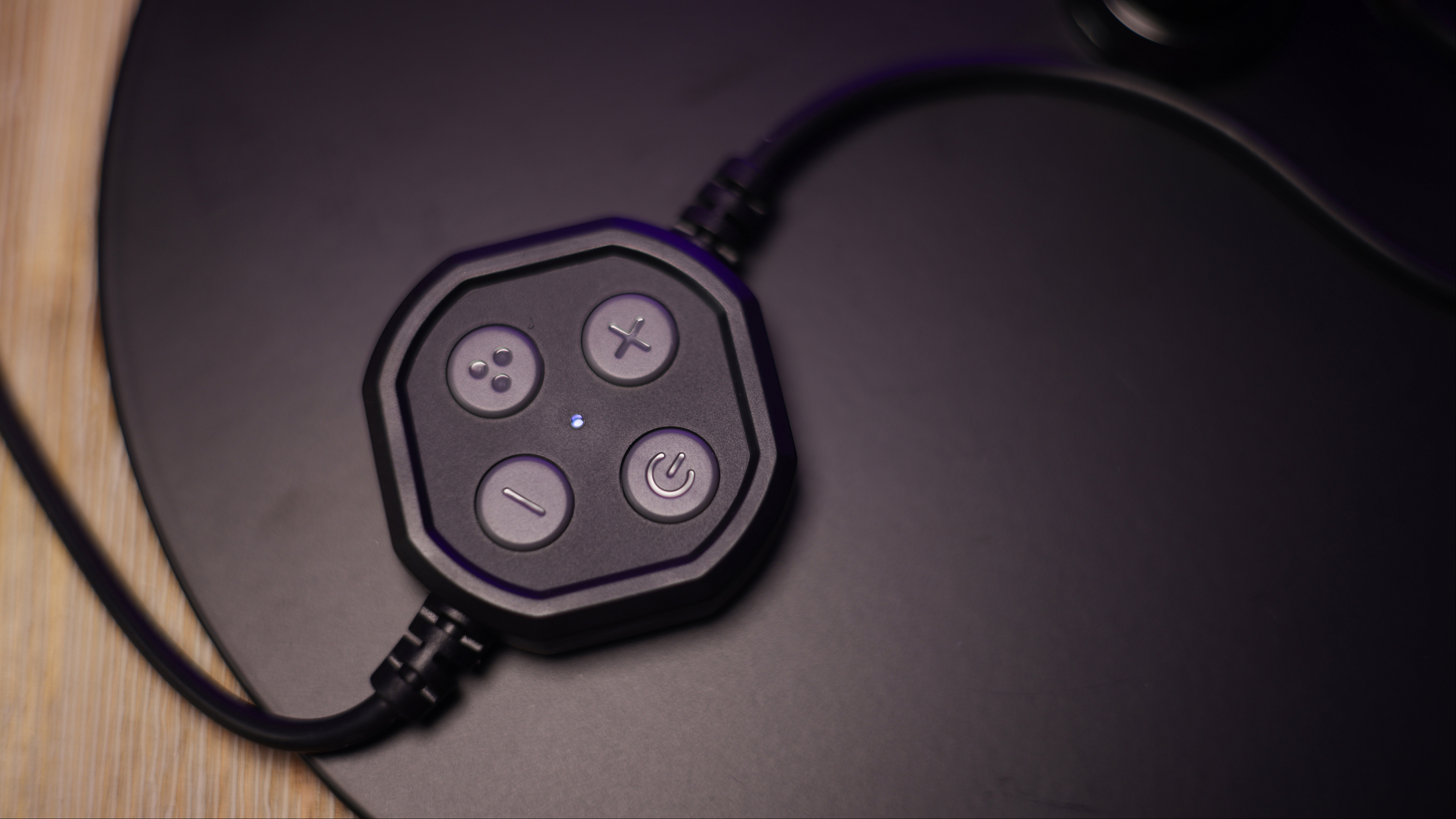 Joby Beamo Studio Key Light review image showing the buttons attached to the light.
