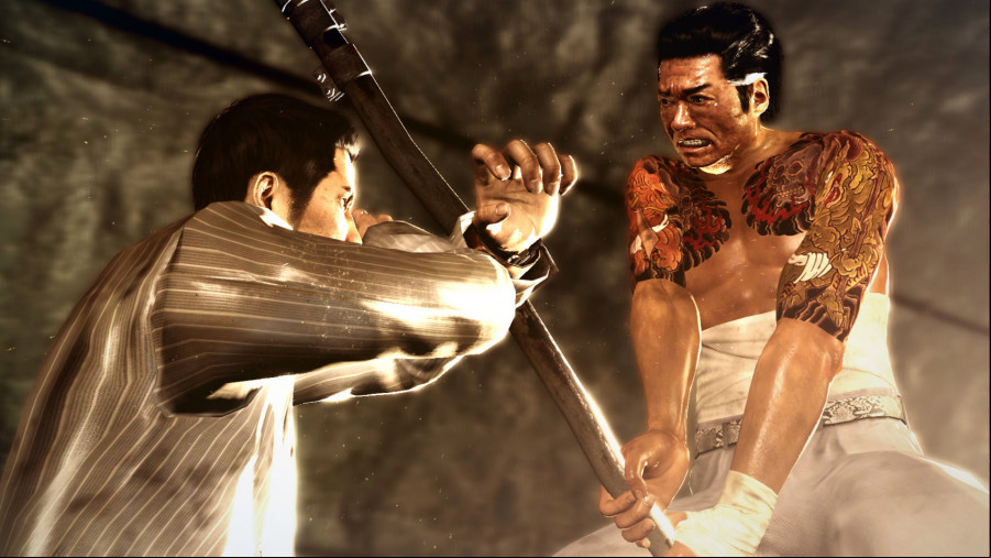Yakuza 0 - Kiryu and Kuze clash in a sewer.