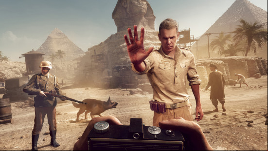 Indiana Jones Great Circle how long: a man holds out his hand to stop others walking past.